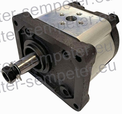 ČRPALKA HIDRAVLIKE desna - montirana spredaj pri hladilniku UTB 445 FIAT