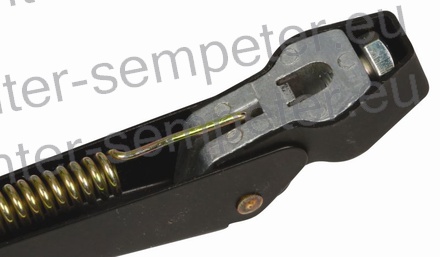 METLICA Z NOSILCEM (na vijak) L=330mm STEKLA ZADNJEGA ZETOR - URSUS Dolžina nosilca L=225mm (merjeno sredina luknje - pritrditev metlice) Dolžina metlice L=330mm Priključek: na vijak fi=6mm - ZETOR 501 - 7011 5211 - 7245, 3320 - 7340